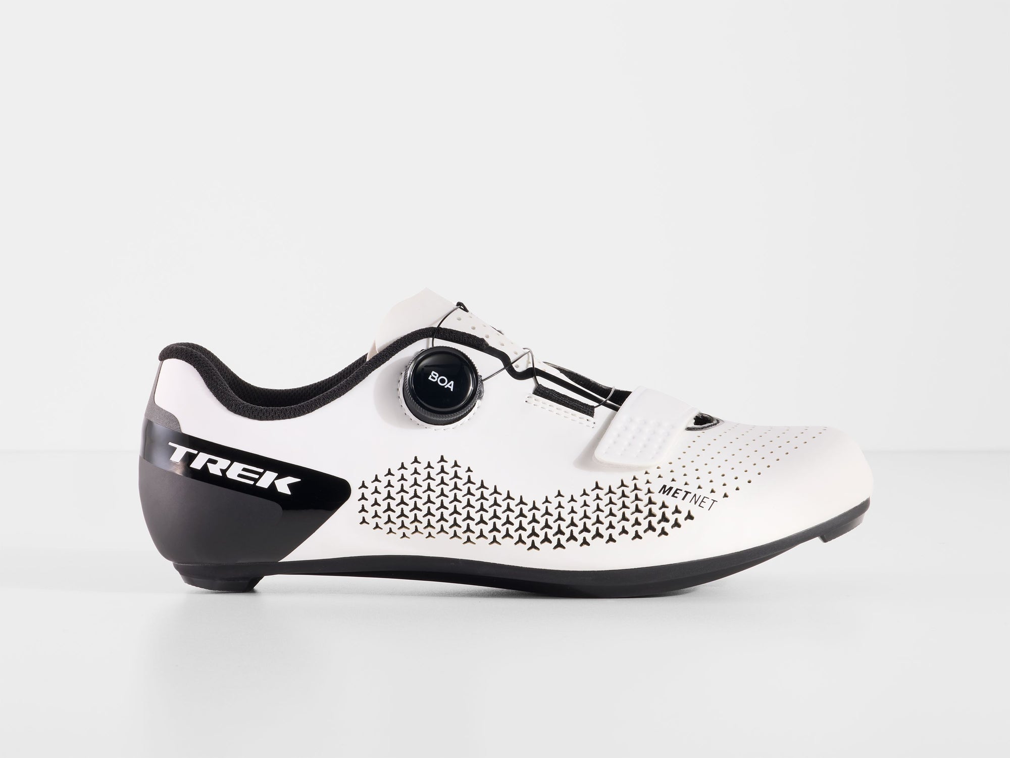 Shoe Trek Circuit Road 38 White