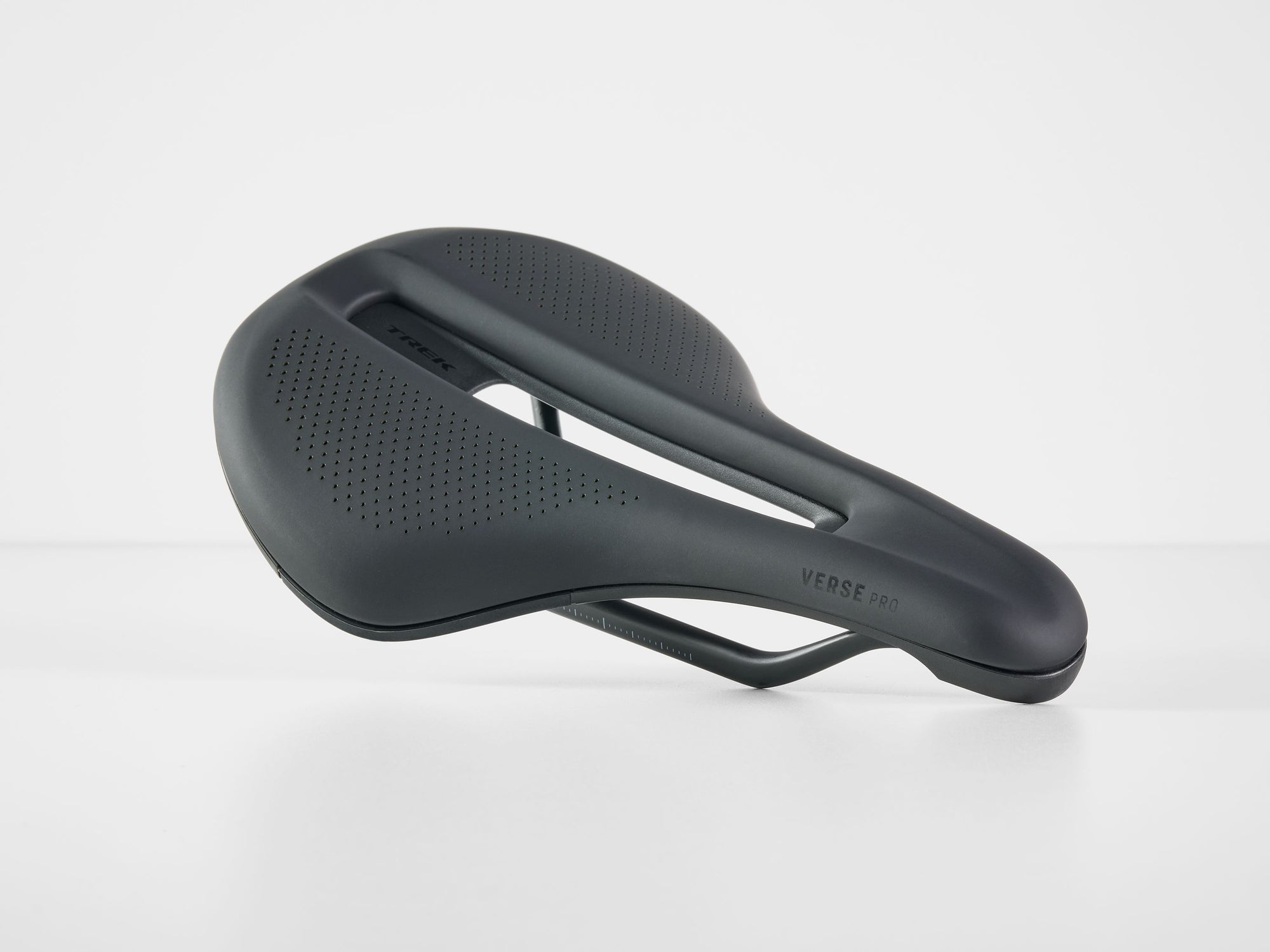 Saddle Trek Verse Short 145mm Pro Black
